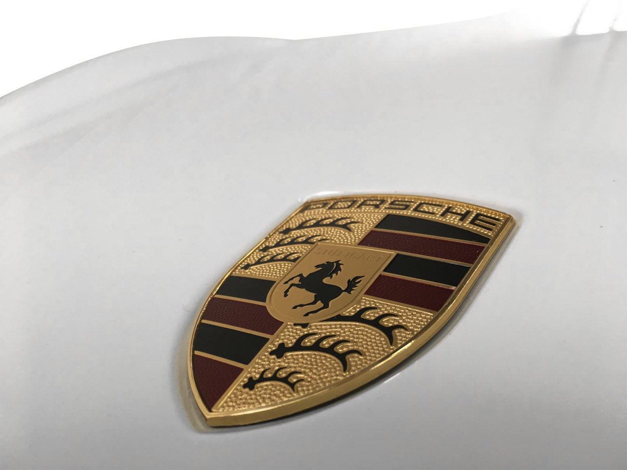 Porsche logo