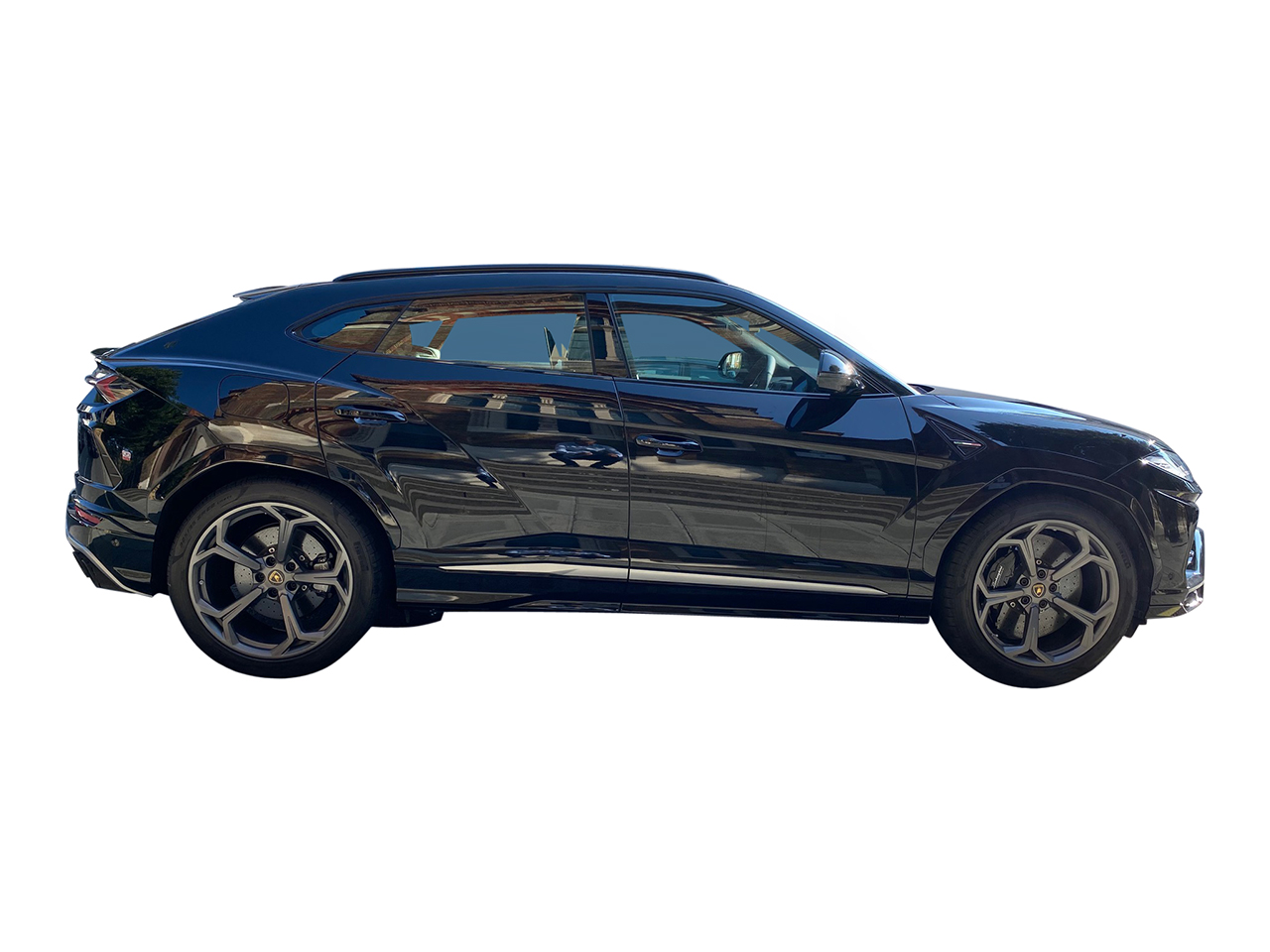 lamborghini urus side view